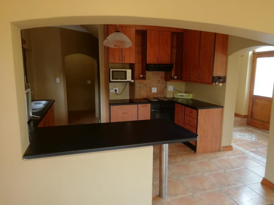 To Let 4 Bedroom Property for Rent in Cola Beach Western Cape